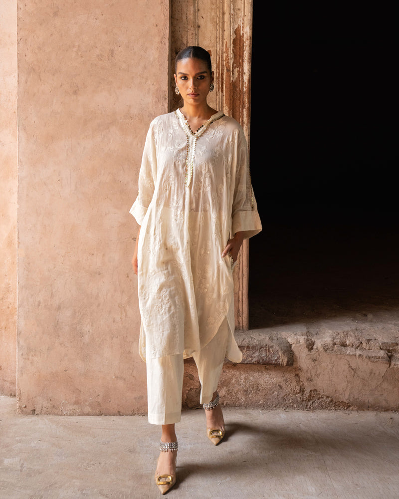 Sunflower embroidered kurta