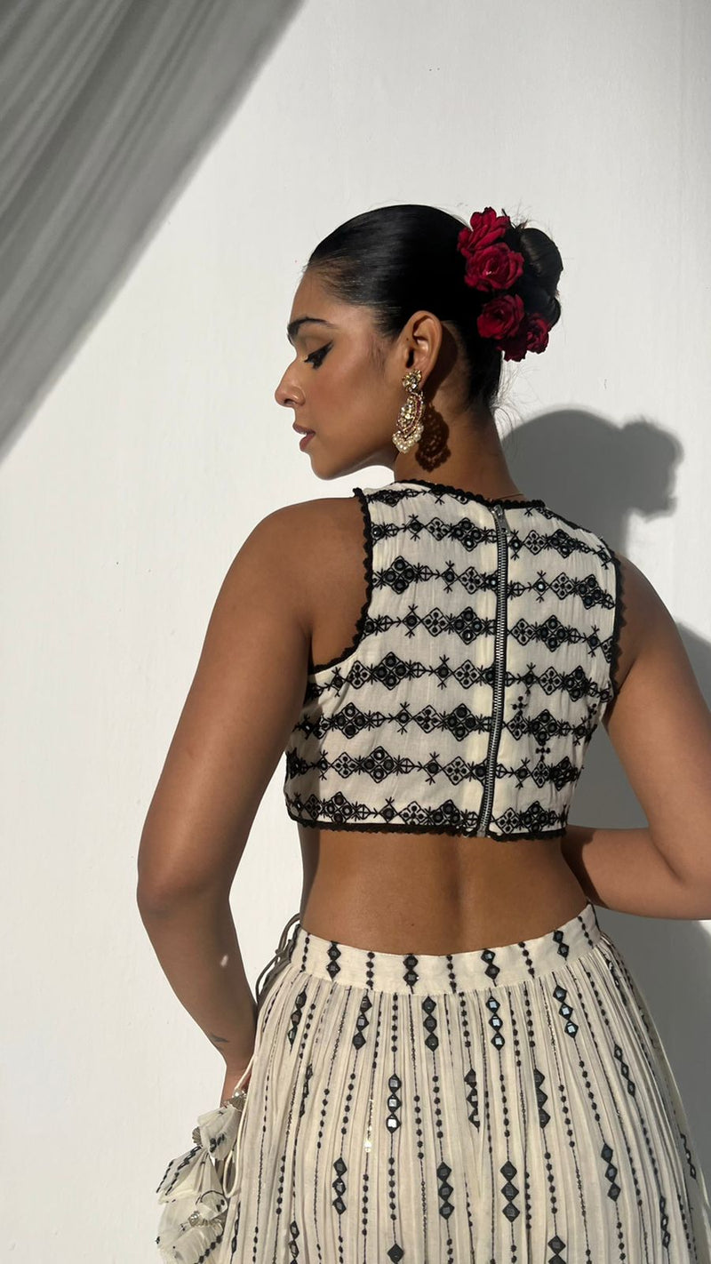 Black & White SK-3D Lehenga with Embroidered Dupatta