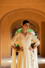 Off White Triangle Angrakha