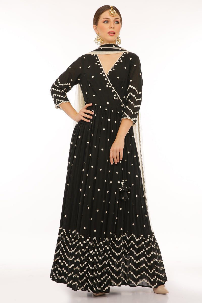 Black Zig-zag Angrakha with Off White Dupatta